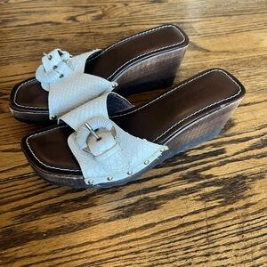 Women's Vintage Sandals